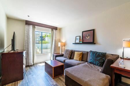 Апартаменты Metro Phx 1Bd Interior Corridor Феникс Экстерьер фото