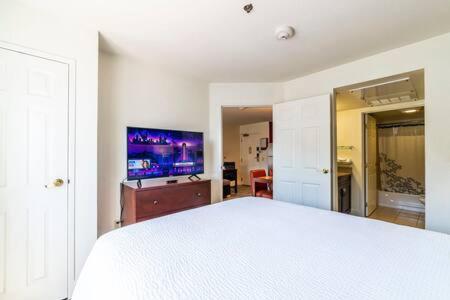 Апартаменты Metro Phx 1Bd Interior Corridor Феникс Экстерьер фото